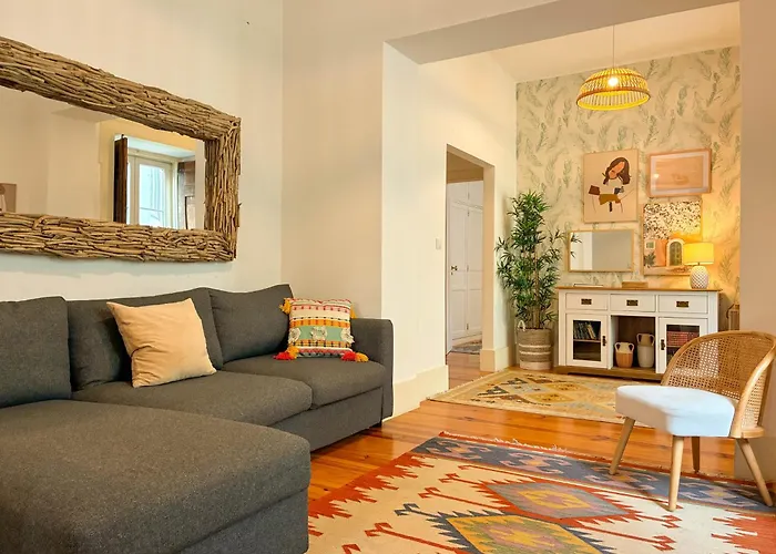 My Fair - 2 Bedroom Near Principe Real