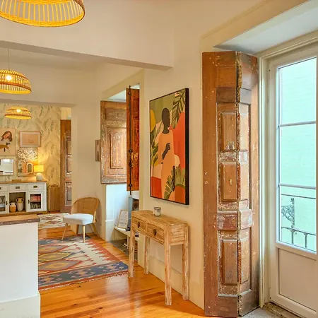 My Fair - 2 Bedroom Near Principe Real *