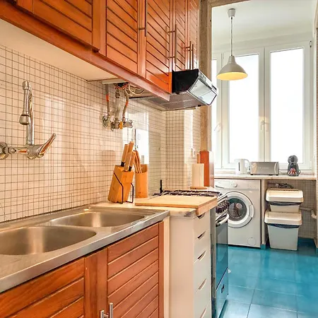 My Fair - 2 Bedroom Near Principe Real