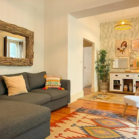 My Fair - 2 Bedroom Near Principe Real