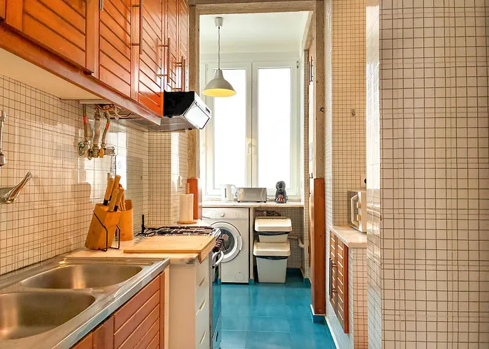 My Fair - 2 Bedroom Near Principe Real Apartament